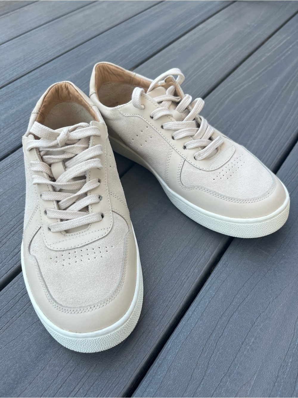 Classic Nisolo Leather Sneakers